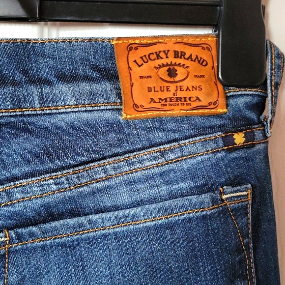 Lucky Brand Skinny Jeans - Picture 5 of 7